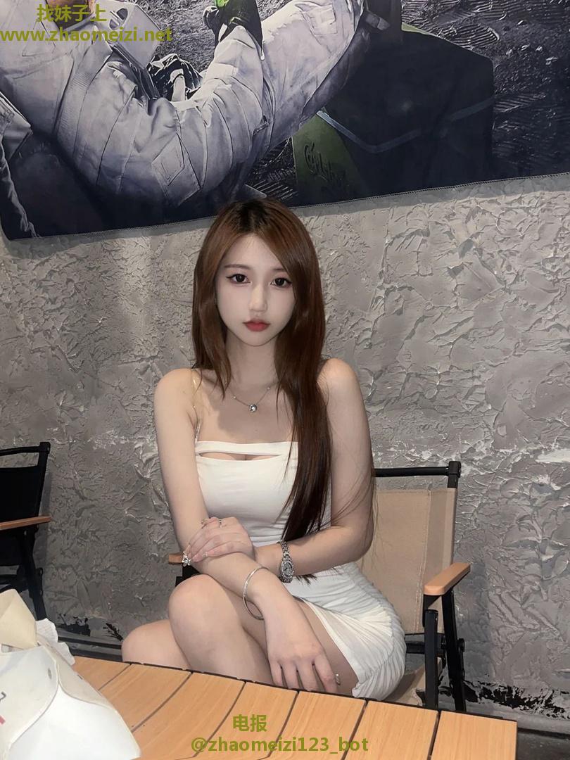 清纯妹子初下海