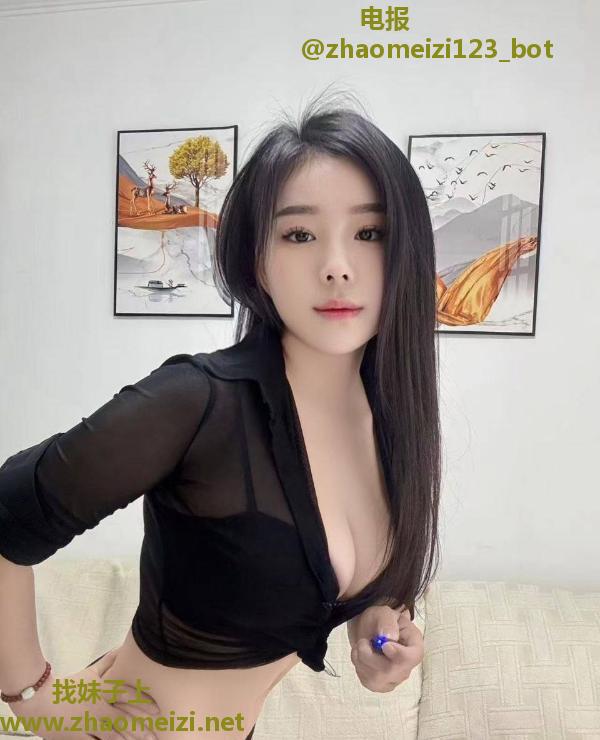天河骚逼妮妮