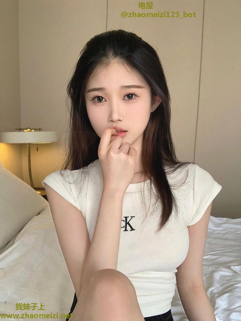 酒吧女甜甜 个人兼职