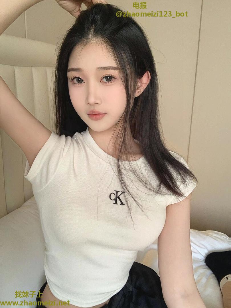 酒吧女甜甜 个人兼职