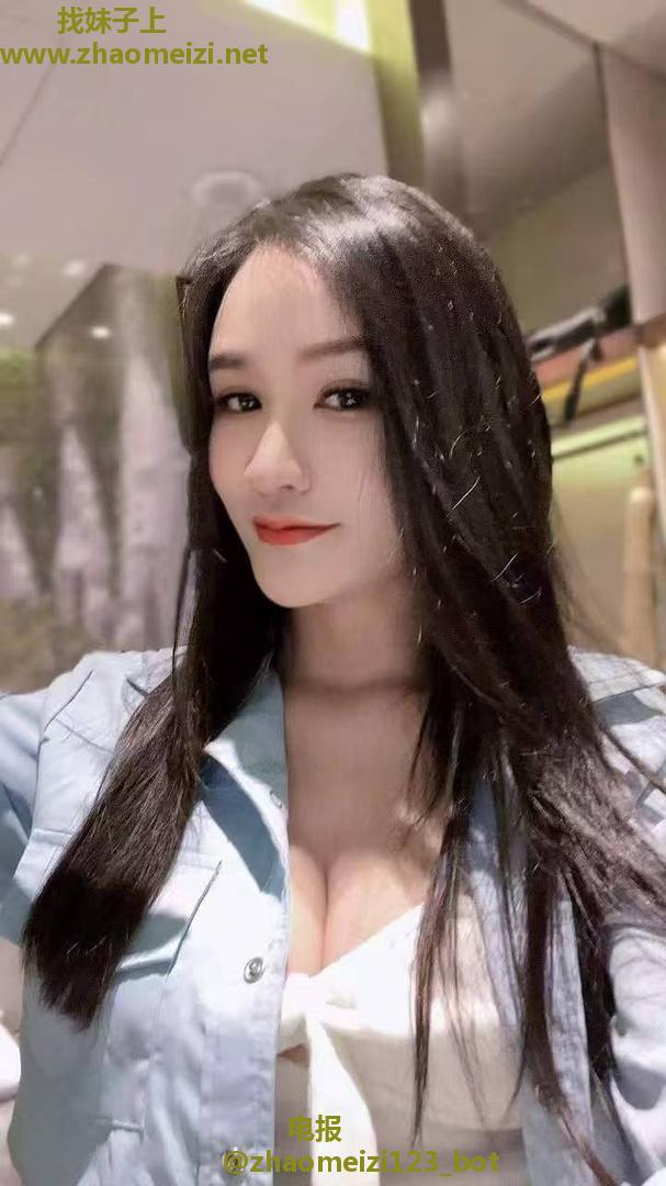 玄武身材火辣嫩妹