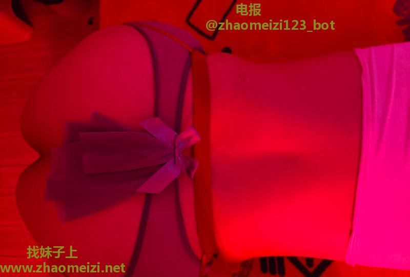 迈皋桥大屁股熟女