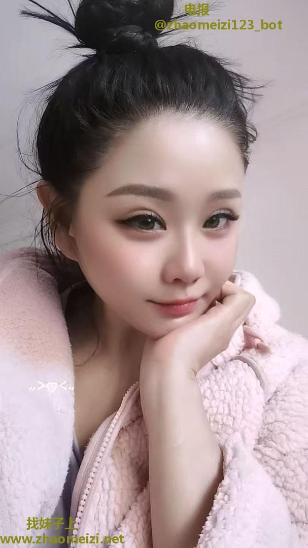 邻家情趣小姐姐