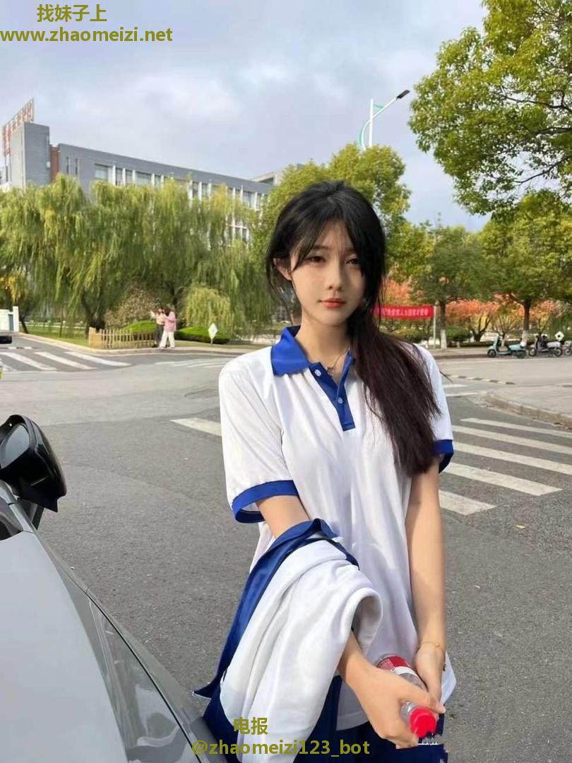 短期兼职清纯校花
