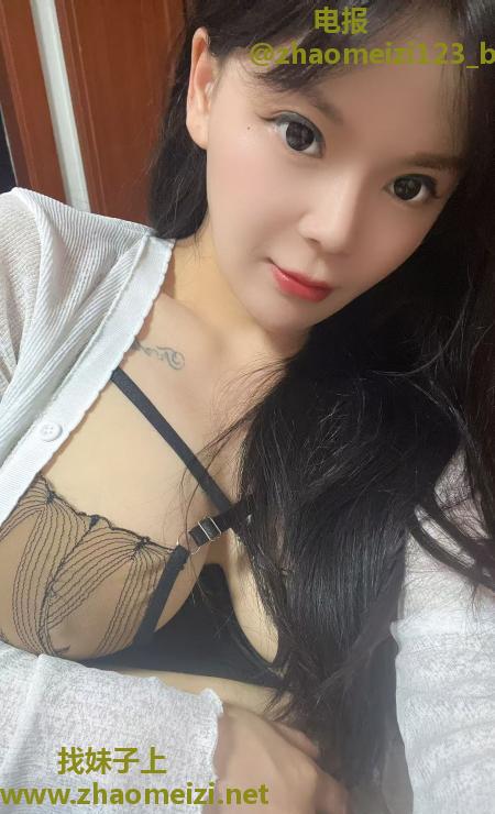 大胸少妇