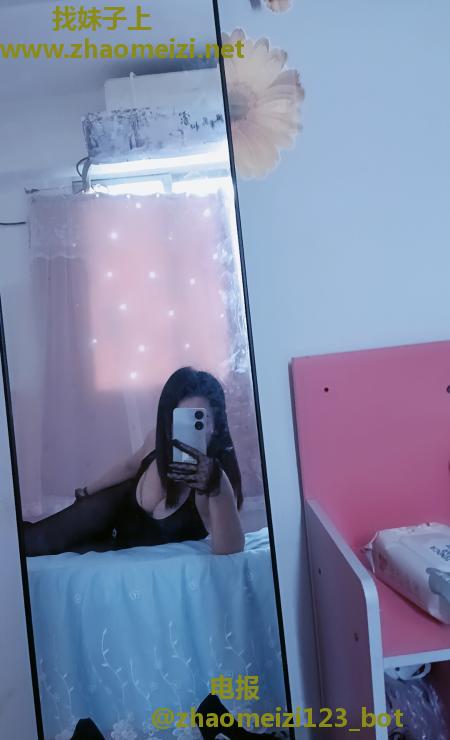 大奶情趣老师