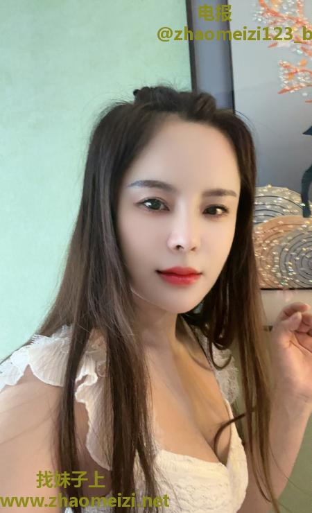 性感少妇诺兰
