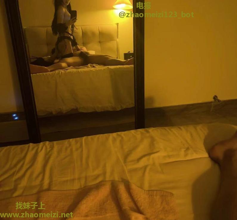 情趣尤物小七