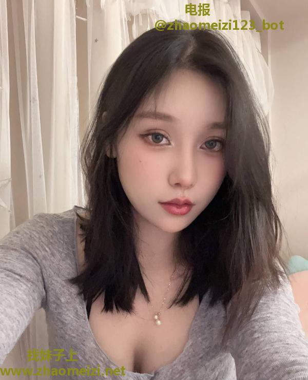 栖霞马群奈奈