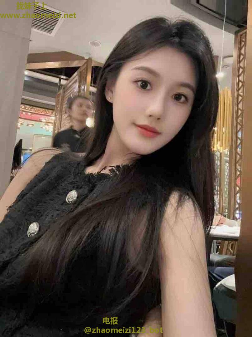 合肥性感美妞浴缸陪洗澡