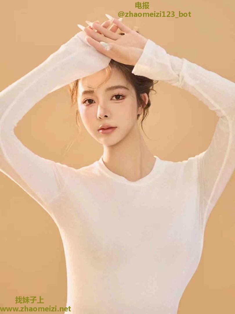 太原校花身材好  小白虎