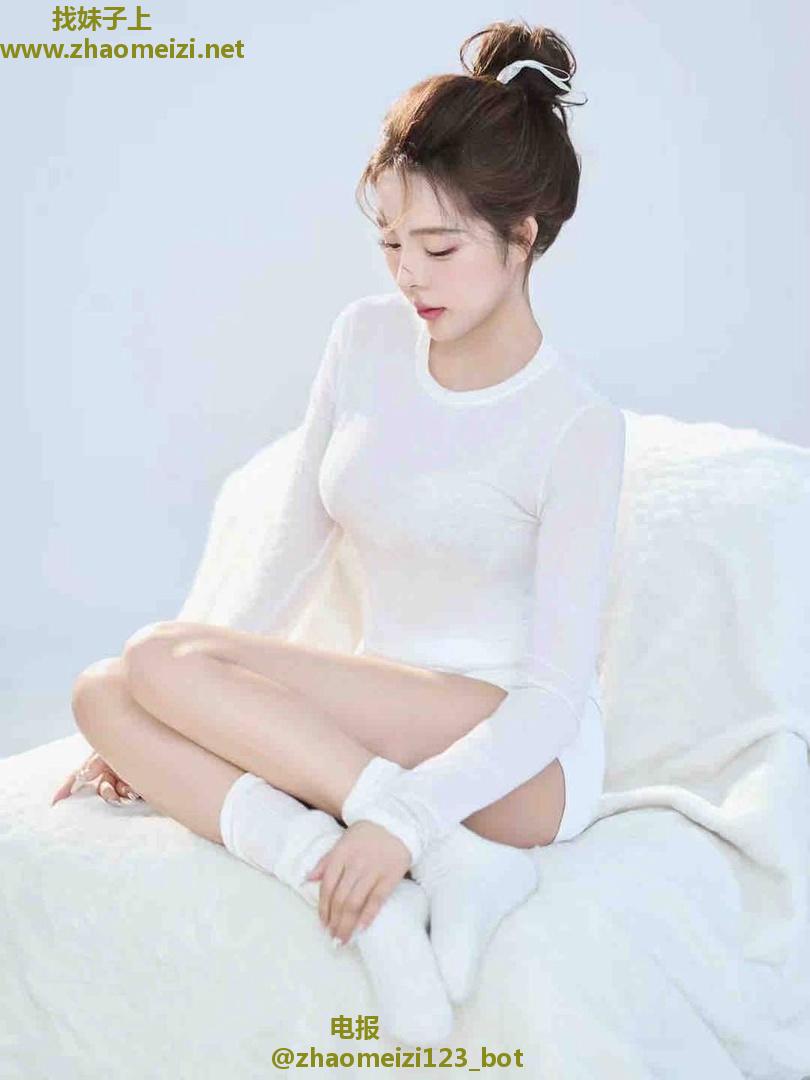 太原校花身材好  小白虎