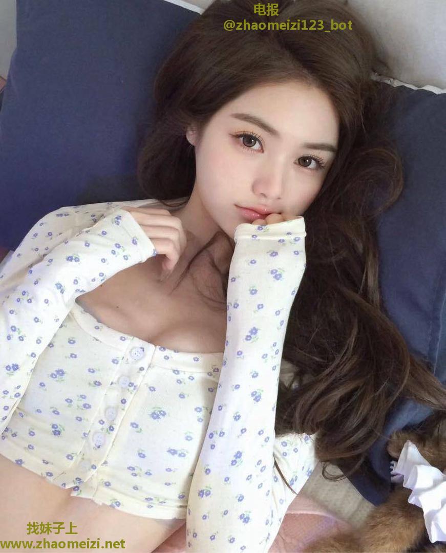 外纯内骚的淫娃