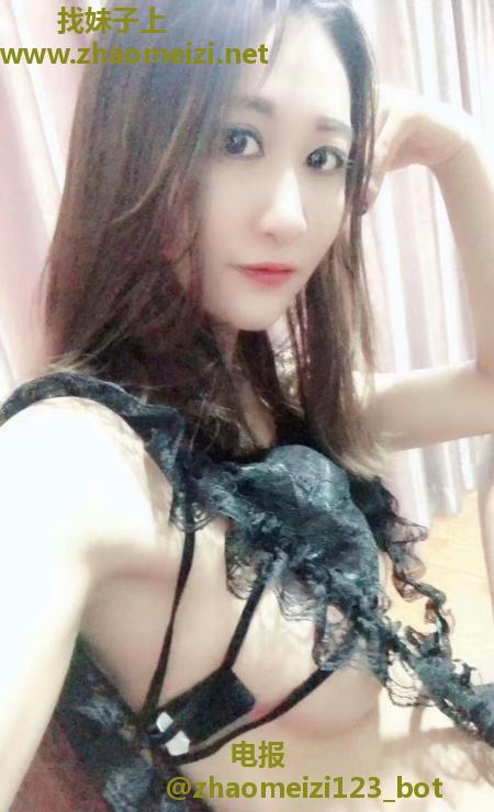 爱华路骚少妇