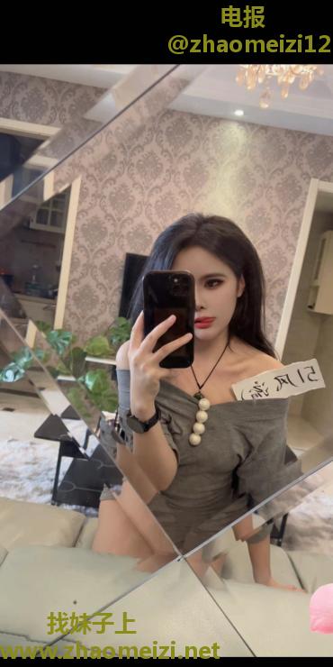 江宁魔鬼身材小骚货