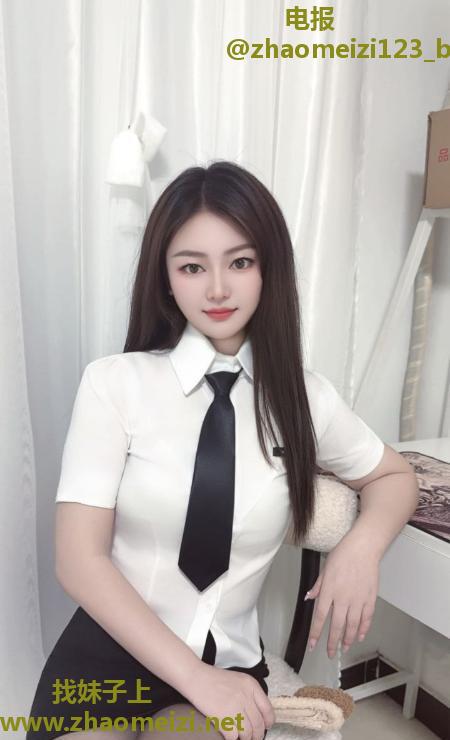 性感OL秘书制服恋恋