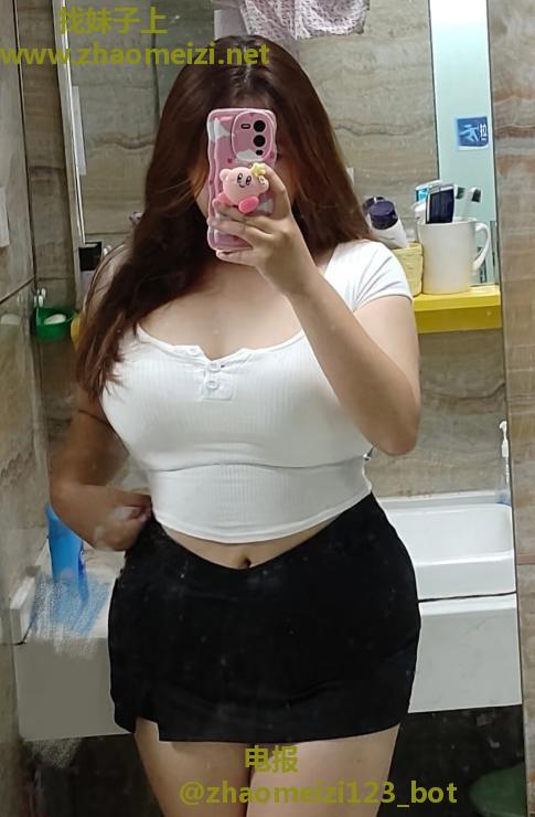 奶子大屁股大服务系