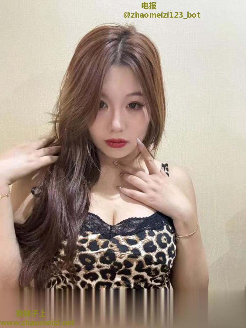 完美身材菲儿小姐