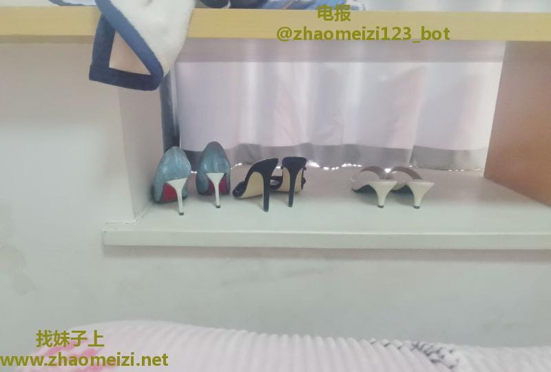 性感大嘴少妇