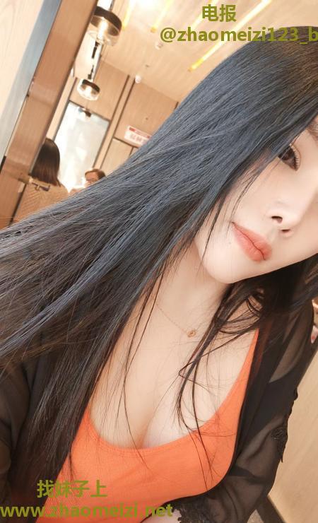 龙华小妮
