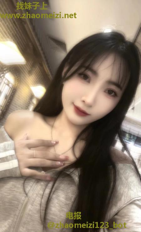 轻熟大胸御姐玥玥
