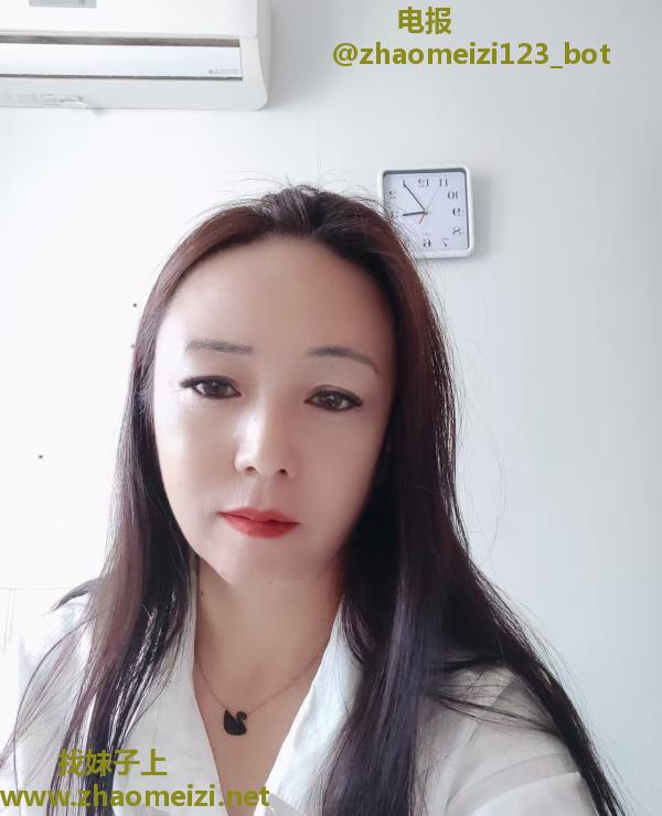 反差熟妇