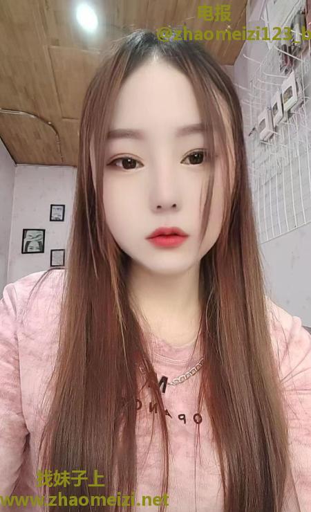 反食多次的潮喷妹