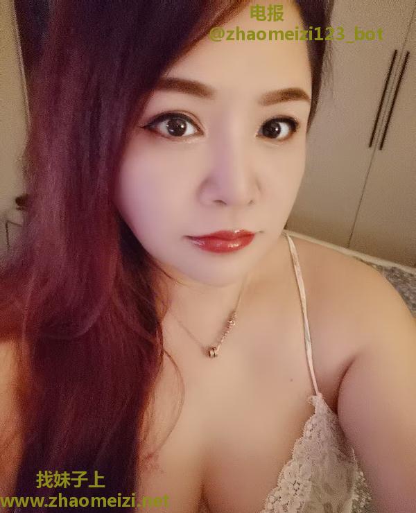 玄武门E罩杯熟女