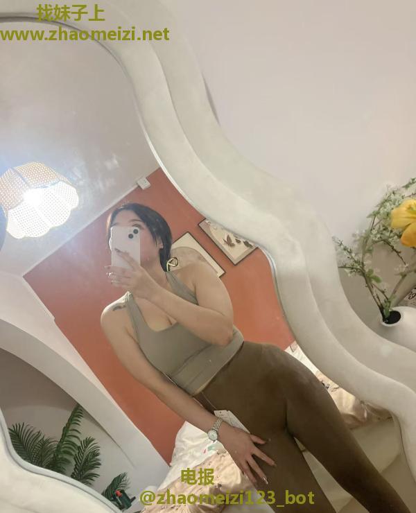 福田岗厦妮妮