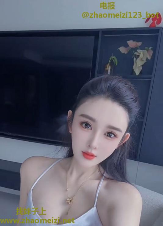颜值美女苏小小