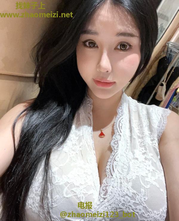 光谷大奶丝袜