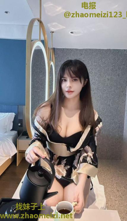 服务小姐姐若兰