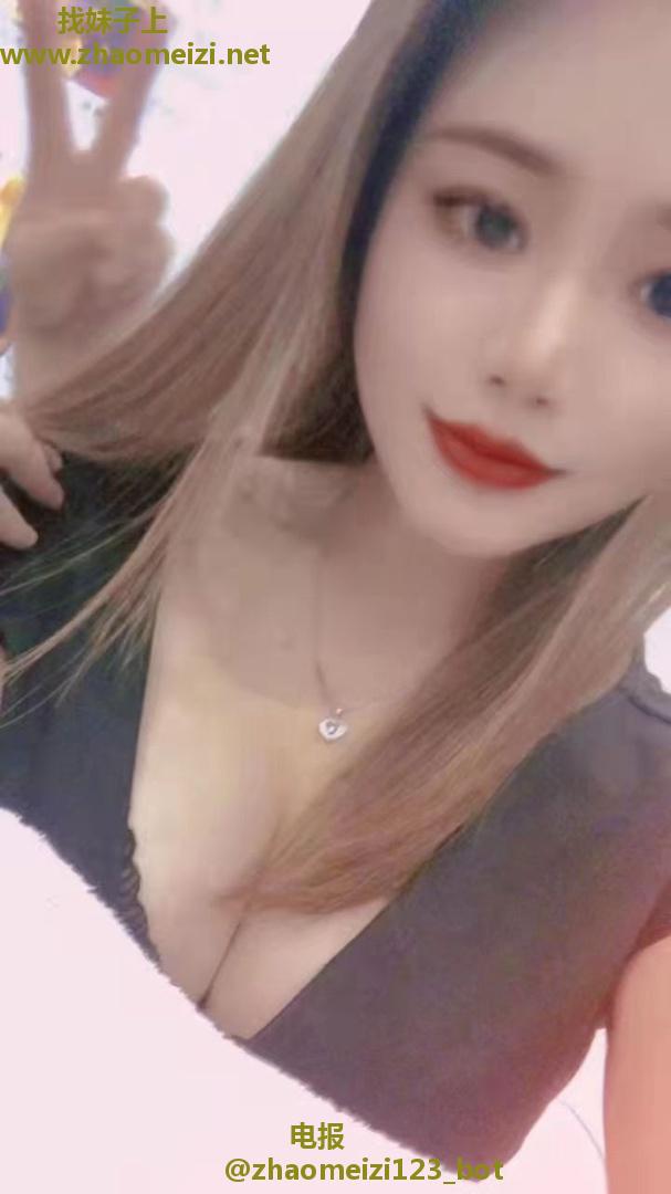 有滋味的黑丝小姐姐
