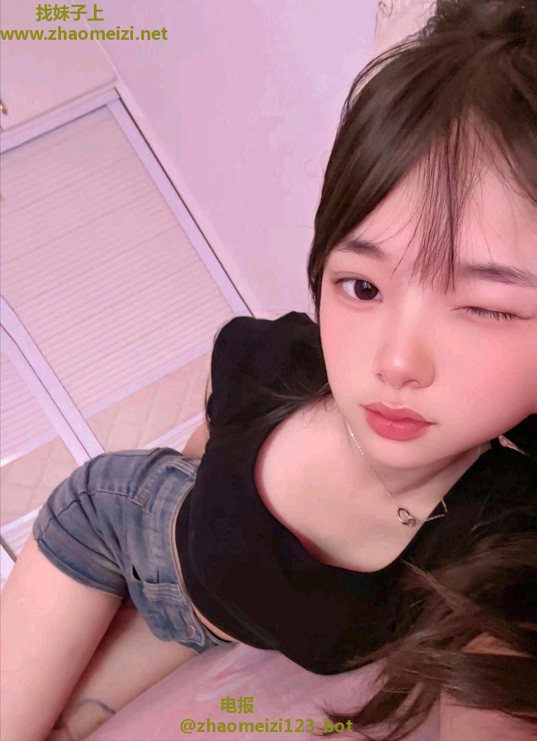 小家碧玉鲜嫩颖宝