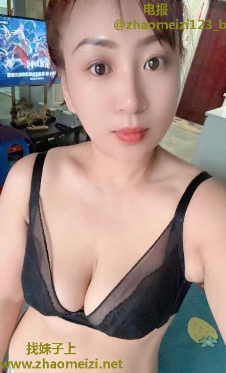 放得开的少妇