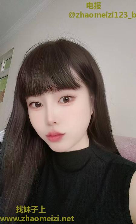 服务热情颜值妹子