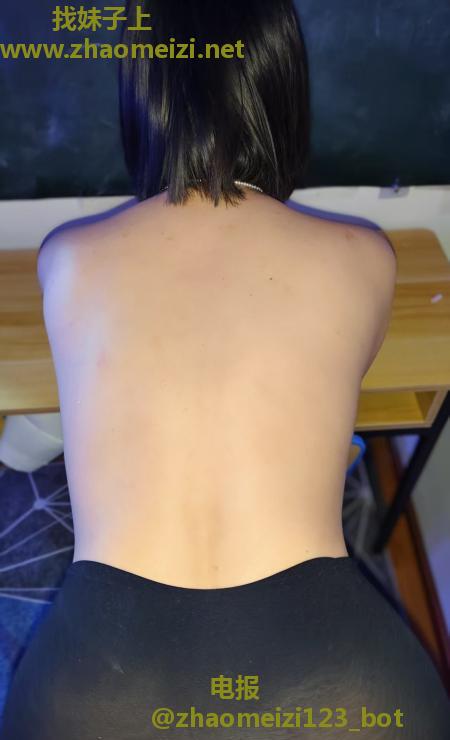 美背孟老师