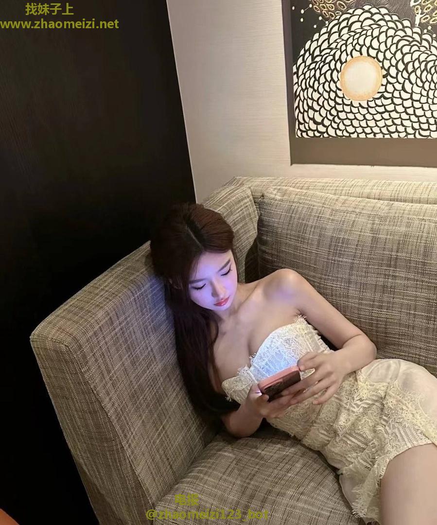 经典型鲍鱼逼少女