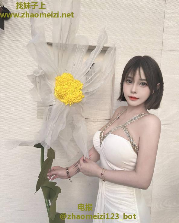 性感丰满大胸老师