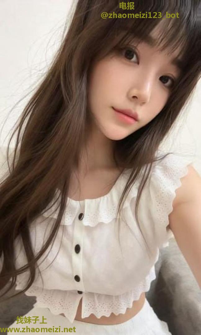 洪山性感巨乳骚妹