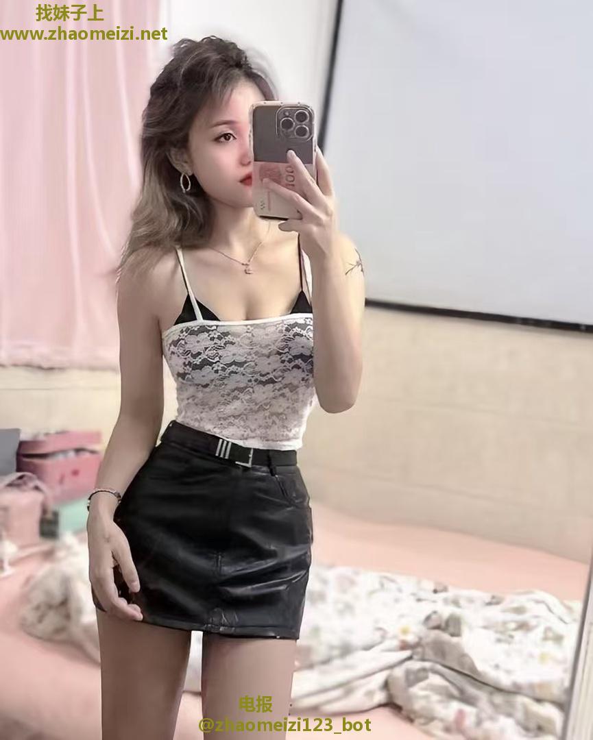 天河性感长腿尤物妹妹