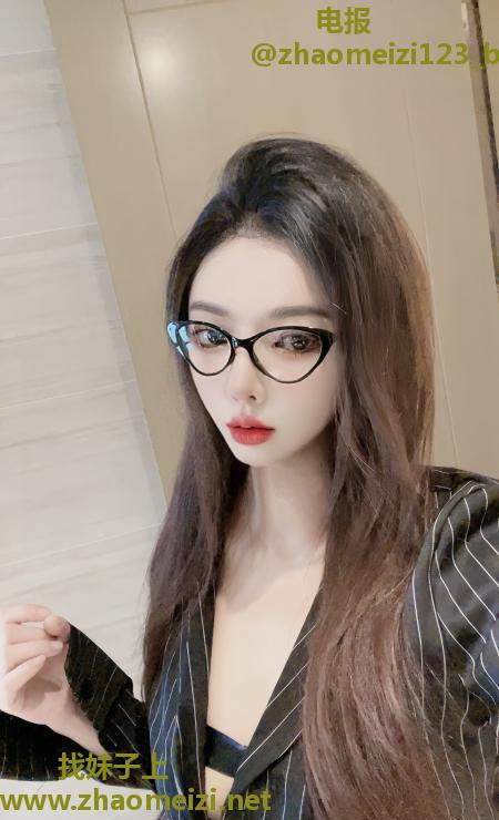 天河长腿美女