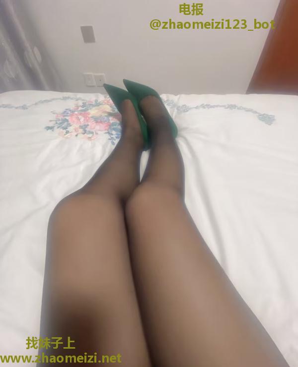 昆明美腿熟妇