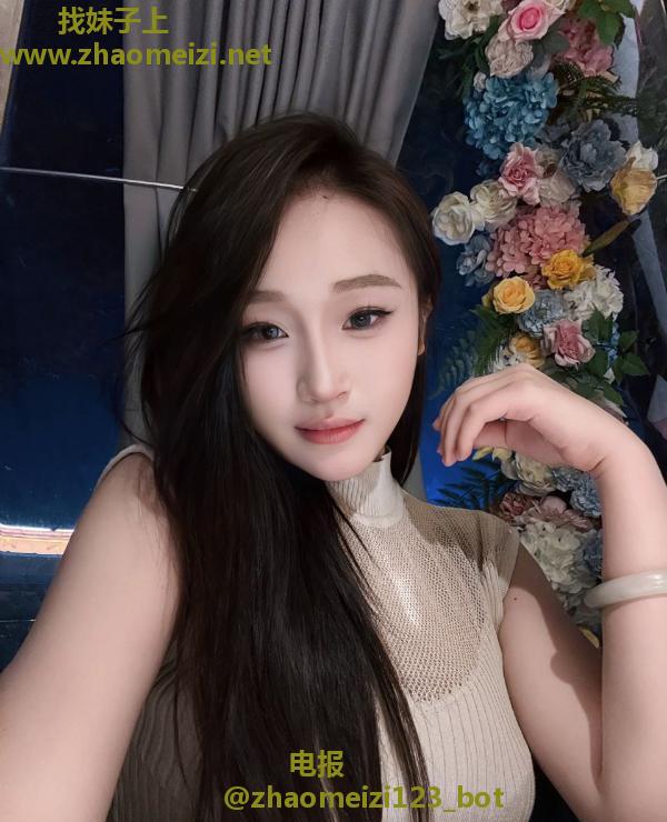 园区舌吻小嫩妹