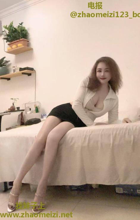 大波浪少妇