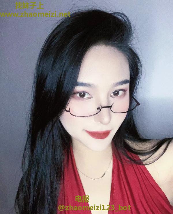 大灯橘子