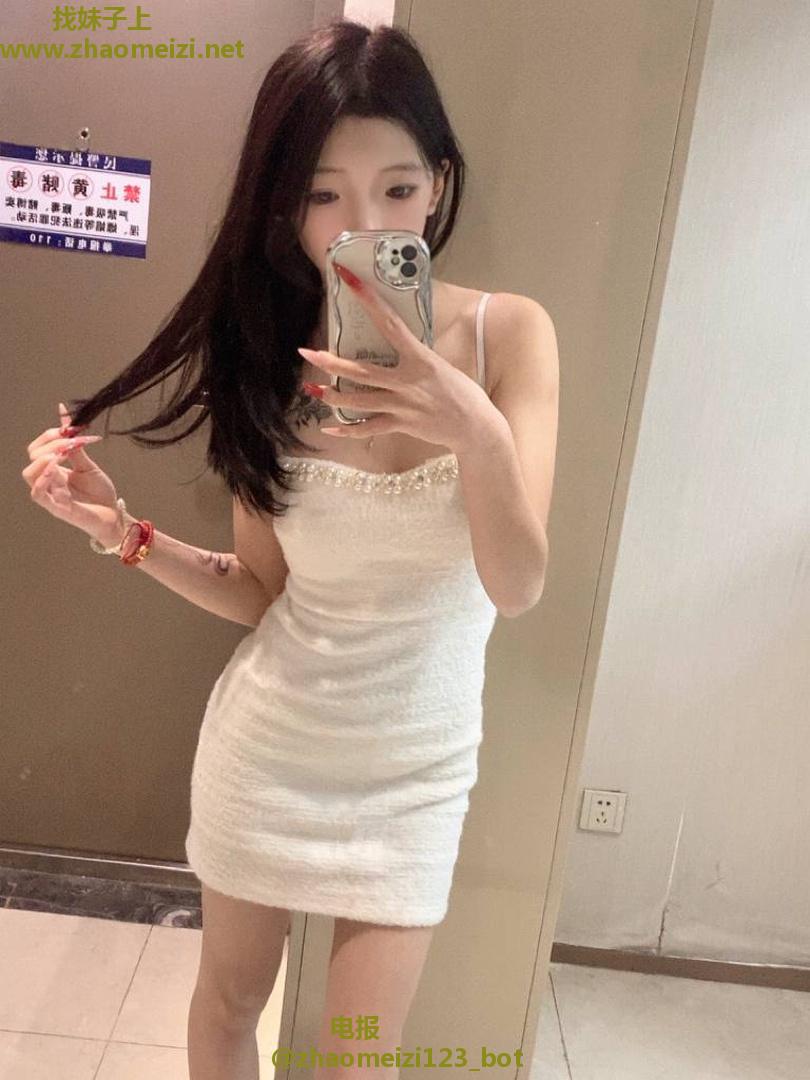 嗲嗲小太妹听话懂事会服务
