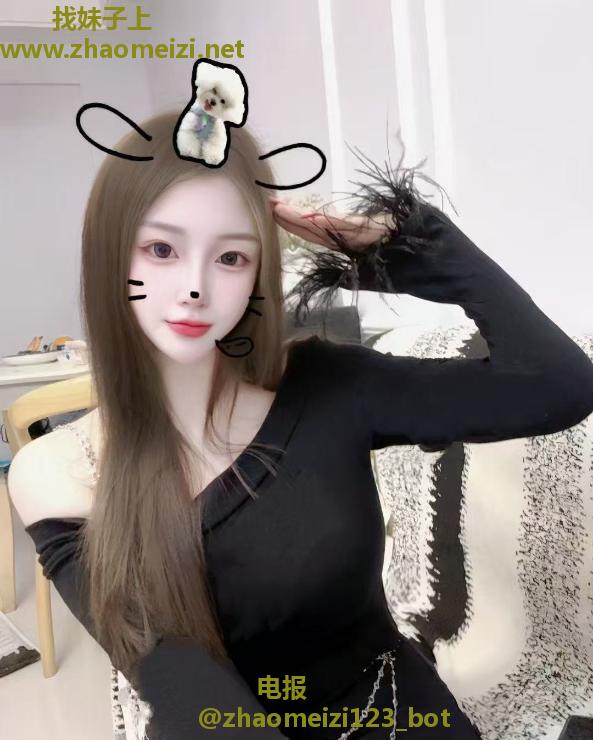 高挑大波妹