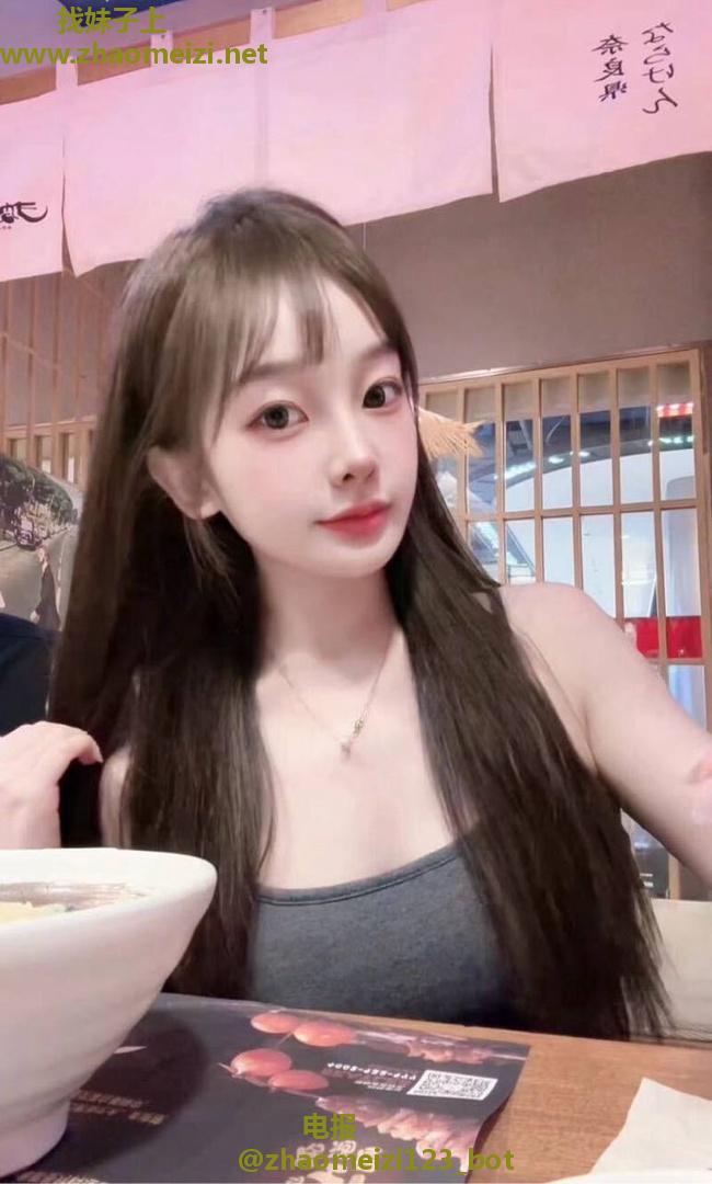 奥体敏感骚穴少妇