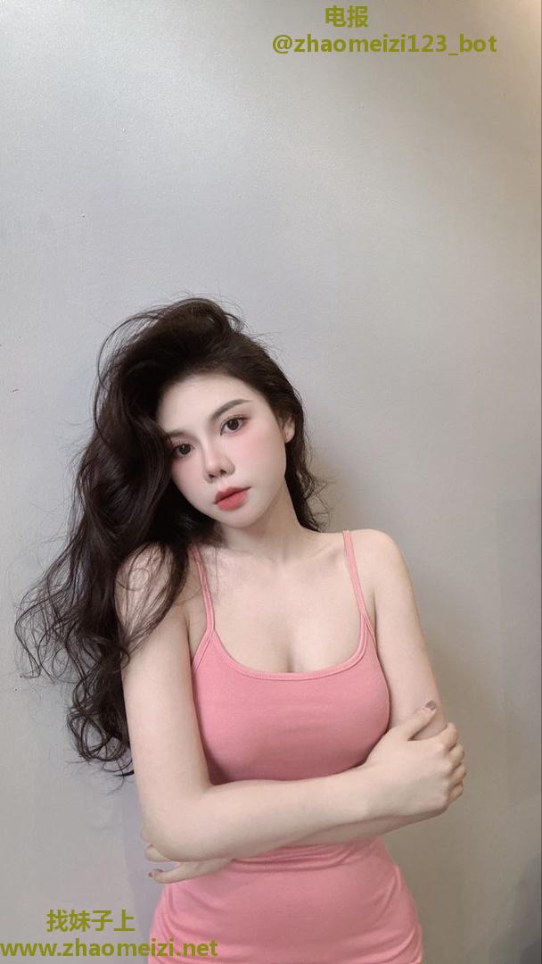 体验纯欲大奶
